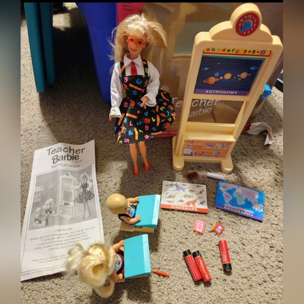 VINTAGE 1995 Teacher Barbie Playset Tested/Works! Mattel #13914